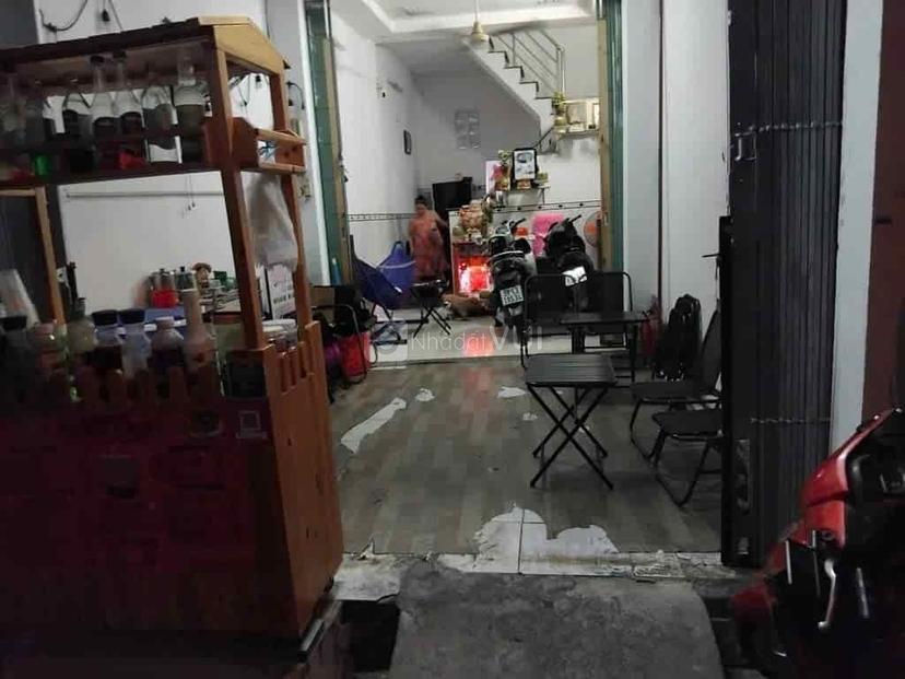 Bán nhà đường ngang 9m, Bùi Minh Trực, phường 5, quận 8, diện tích 42m2, chỉ 6,3 tỷ