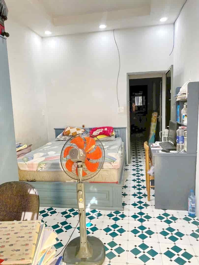 Bán nhà 1 lầu gần mặt tiền đường Hưng Phú, phường 10, quận 8