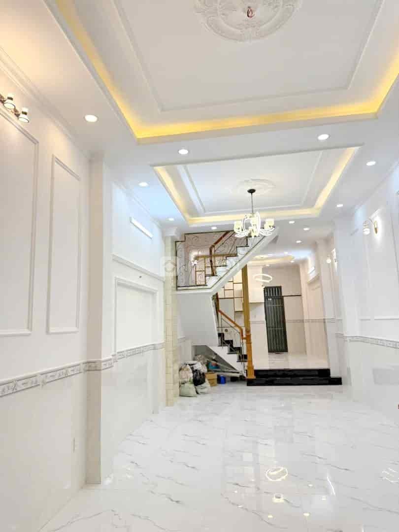 Bán nhà mới 2 lầu mặt tiền đường Vàm Luông, phường 6, quận 8