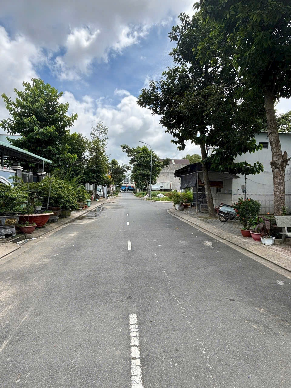 Cần bán gấp lô 140m2 ngay khu tái định cư Phú Đông, đường Hùng Vương 2tỷ1 sang tên