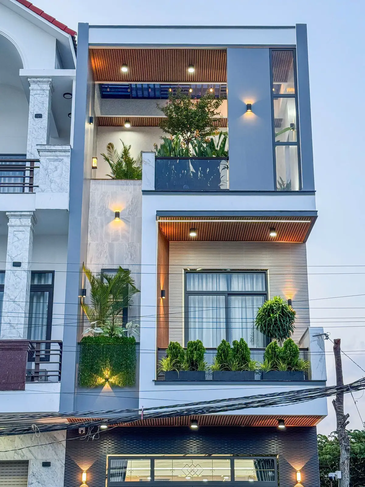 Sở hữu ngay căn nhà mặt tiền 125m2, 1 trệt, 2 lầu, chỉ với 2 tỷ