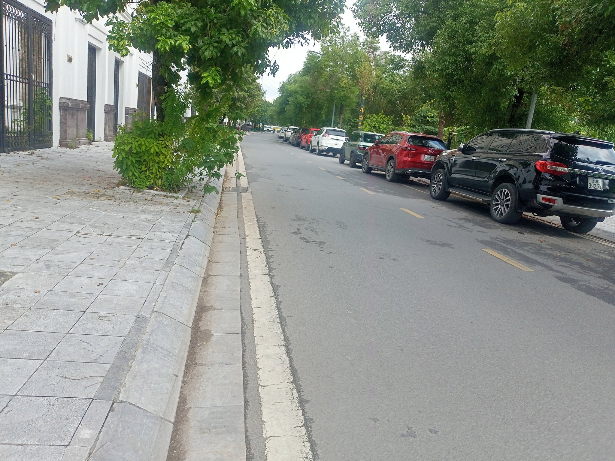 Bán biệt thự đường Tố Hữu, 200m2, 4 tầng, ngang 11m