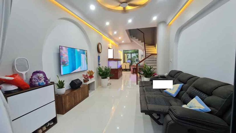 Bán nhà 1 trệt, 1 lầu, hẻm xe hơi, Vĩnh Hội, phường 4, quận 4