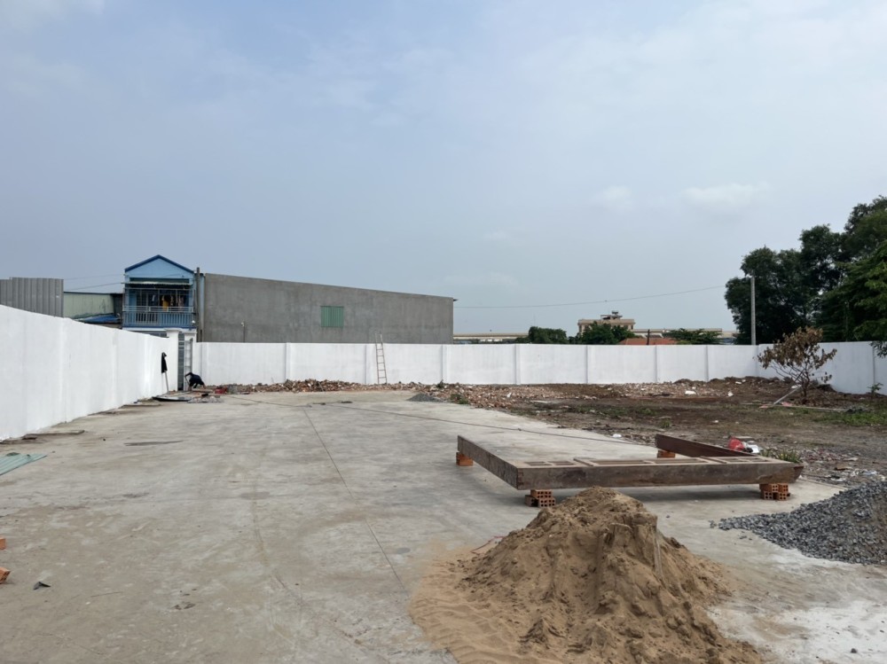 Bán nhà xưởng tại Hóc Môn 1500m2, giá chỉ 35 tỷ, Thới Tam Thôn, gọi cho em xem xưởng