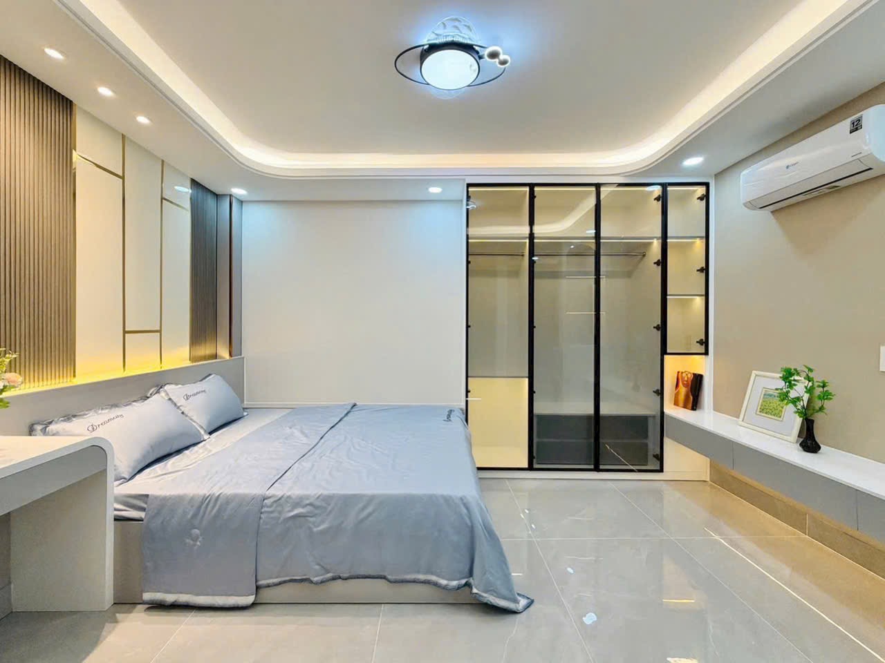 Bán nhà phố đẹp đường Huỳnh Văn Nghệ, Phường 12, Quận Gò Vấp, Hồ Chí Minh