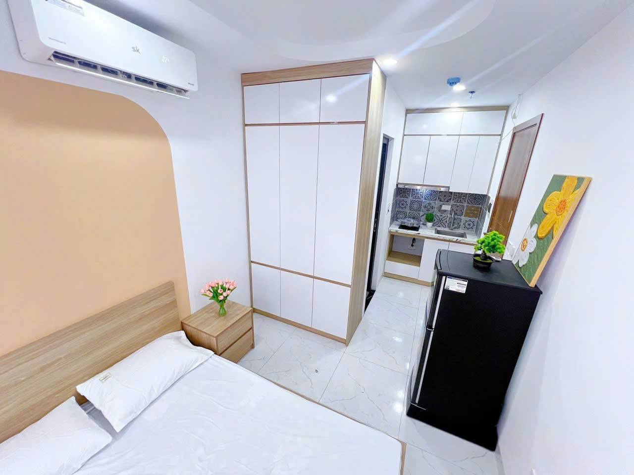 Bán gấp tòa nhà chung cư mini đường Hoàng Văn Thái, 70m2, 7 tầng, thang máy