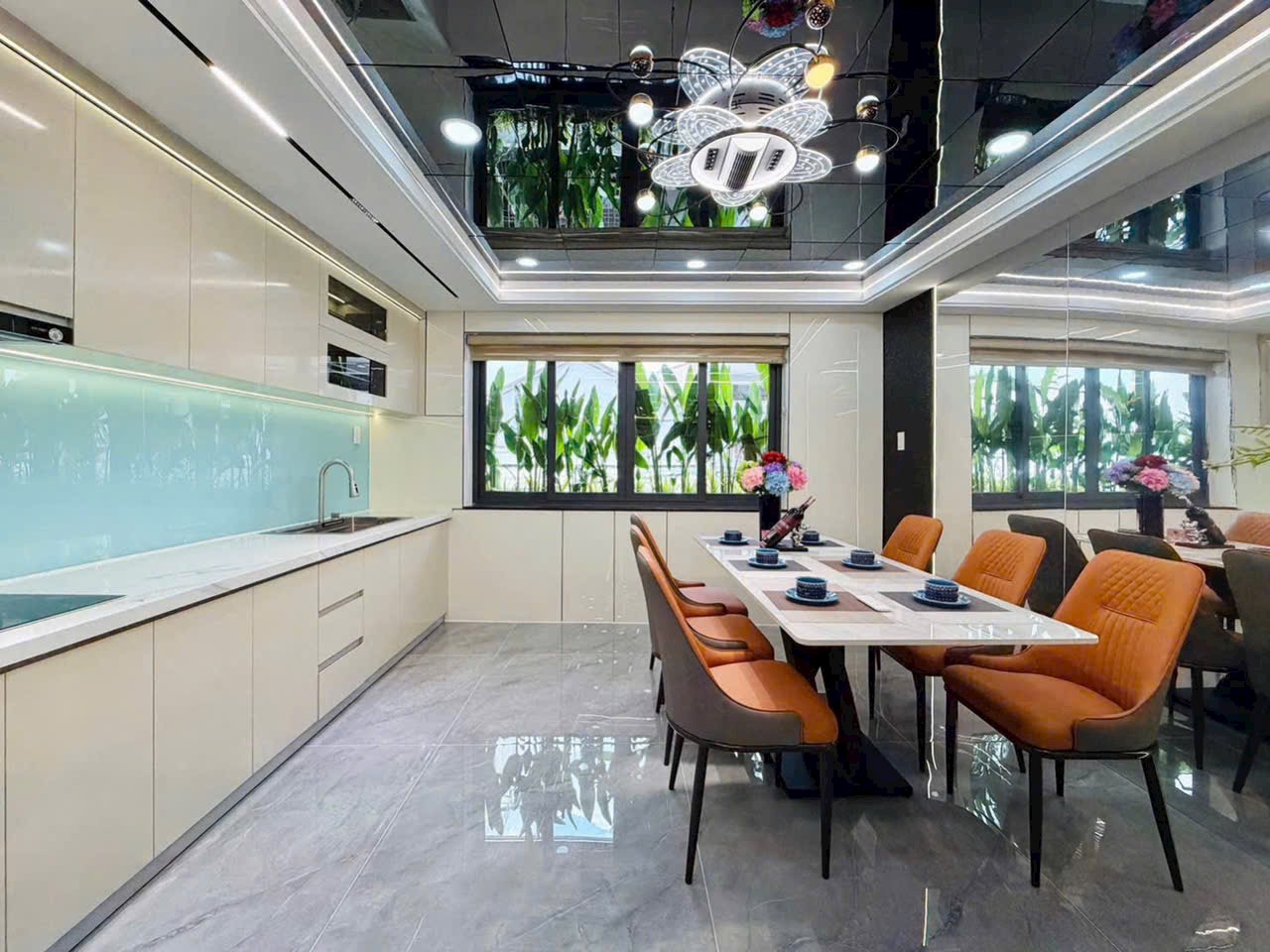 Bán nhà phố đẹp đường Huỳnh Văn Nghệ, Phường 12, Quận Gò Vấp, Hồ Chí Minh