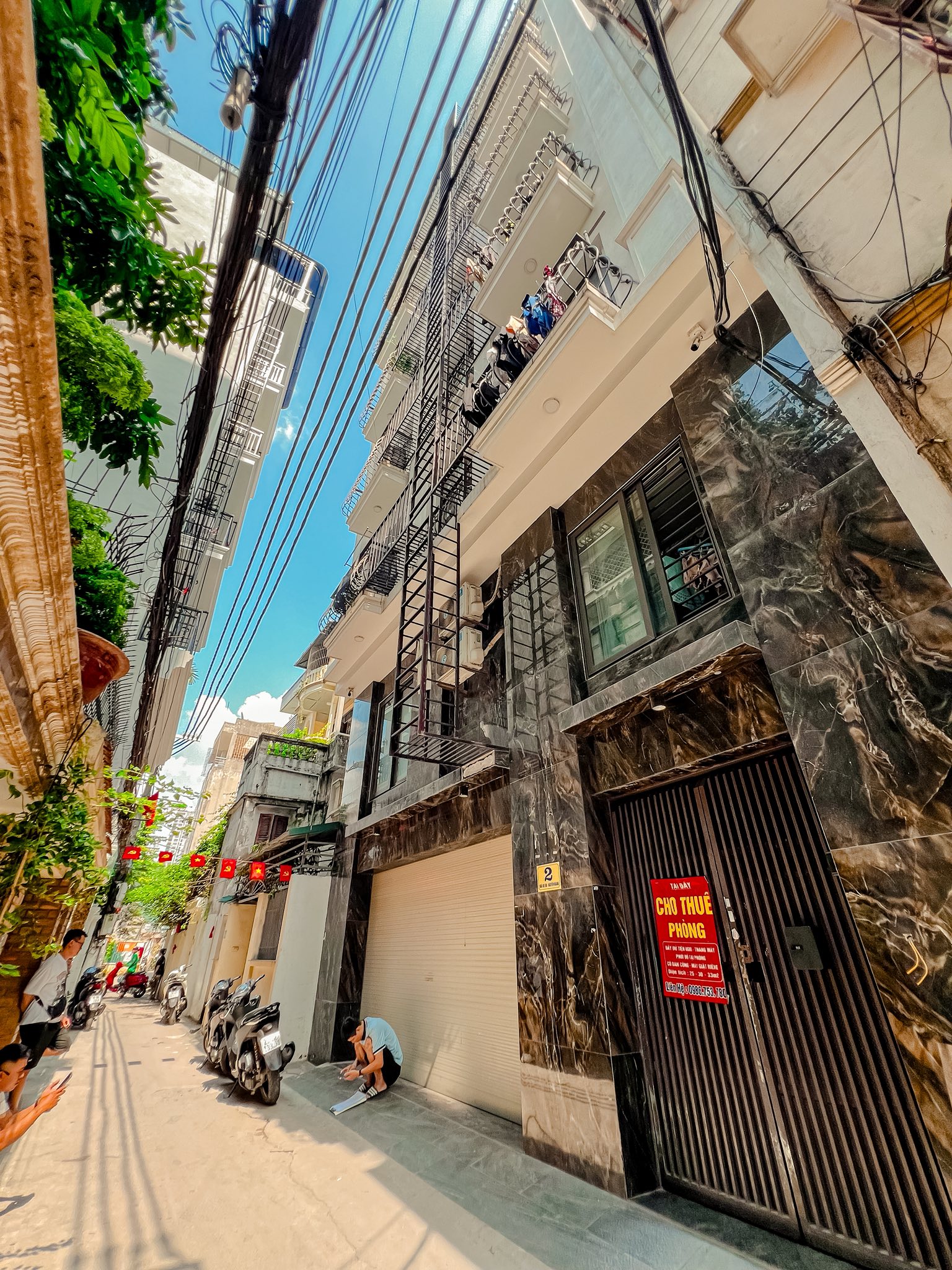 Bán tòa nhà chung cư mini đường Nguyễn Khang, 160m2 - 8 tầng - thang máy