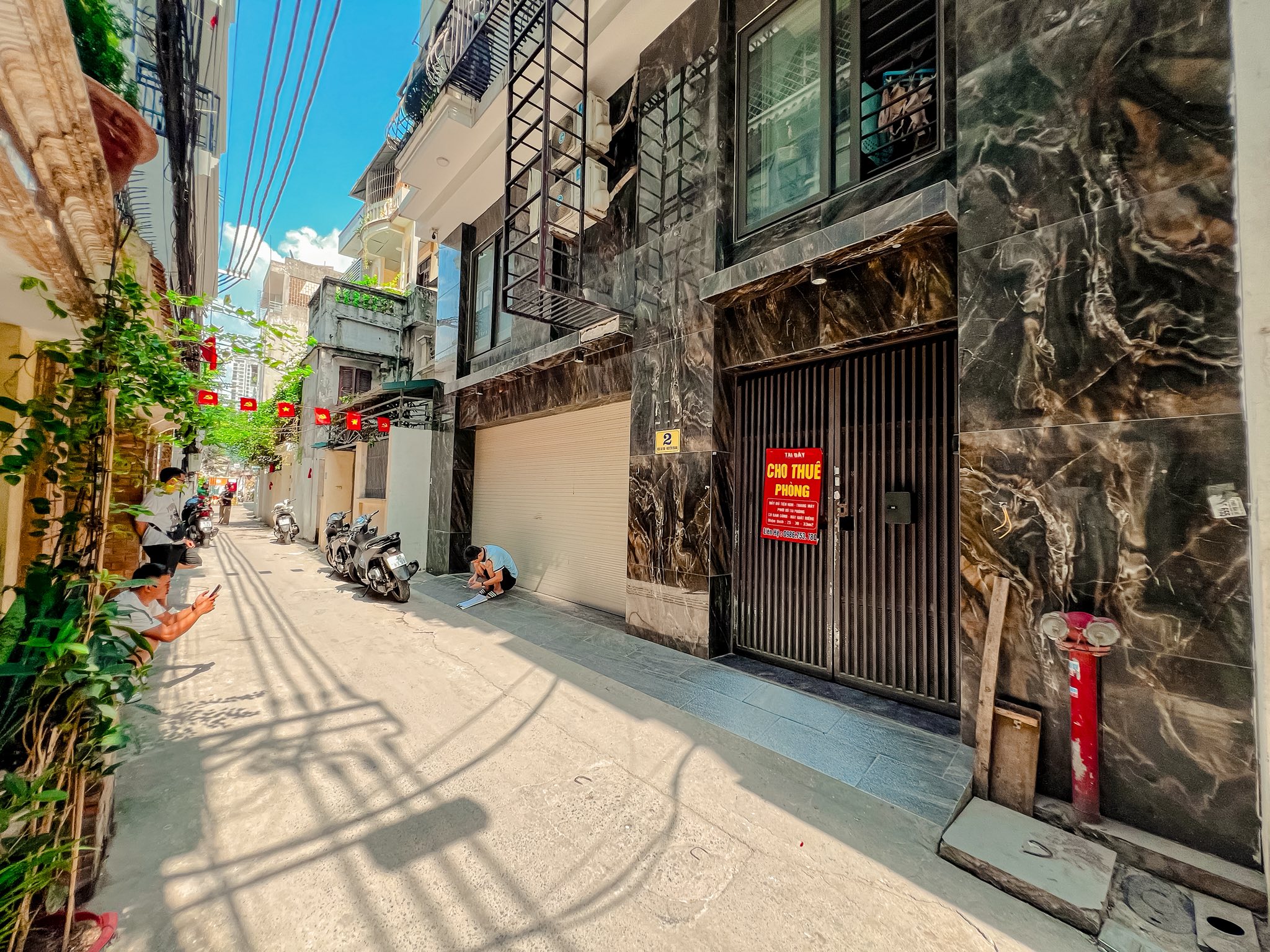 Bán tòa nhà chung cư mini đường Nguyễn Khang, 160m2 - 8 tầng - thang máy