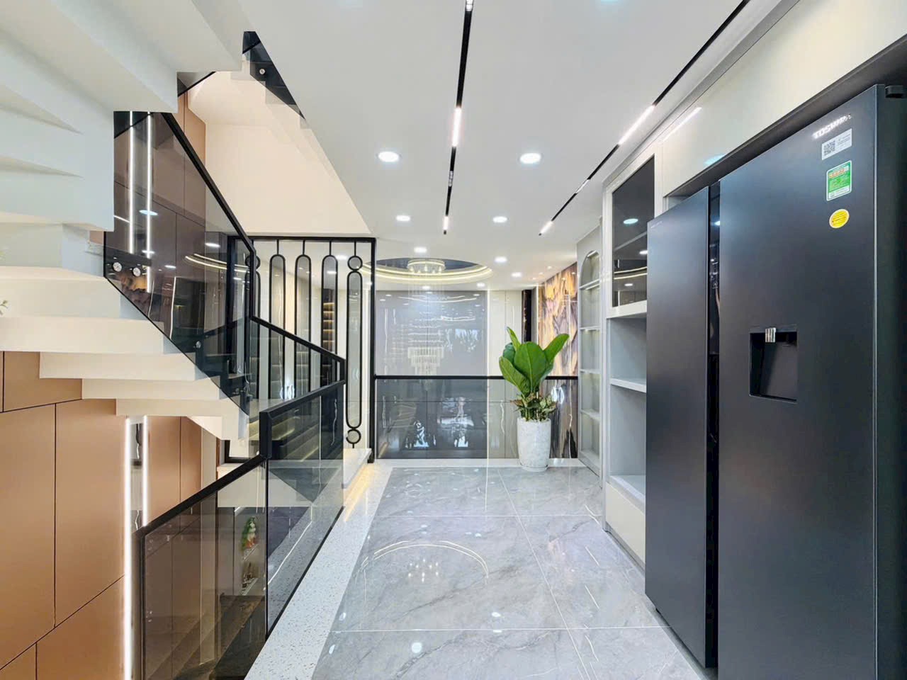 Bán nhà phố đẹp đường Huỳnh Văn Nghệ, Phường 12, Quận Gò Vấp, Hồ Chí Minh