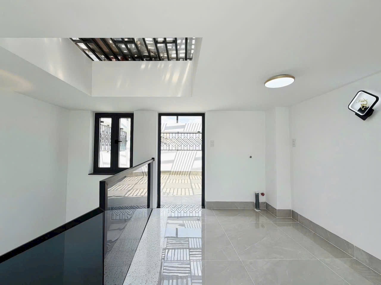 Bán nhà phố đẹp đường Huỳnh Văn Nghệ, Phường 12, Quận Gò Vấp, Hồ Chí Minh