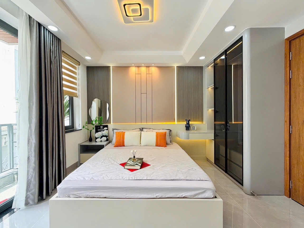 Bán nhà phố đẹp đường Huỳnh Văn Nghệ, Phường 12, Quận Gò Vấp, Hồ Chí Minh