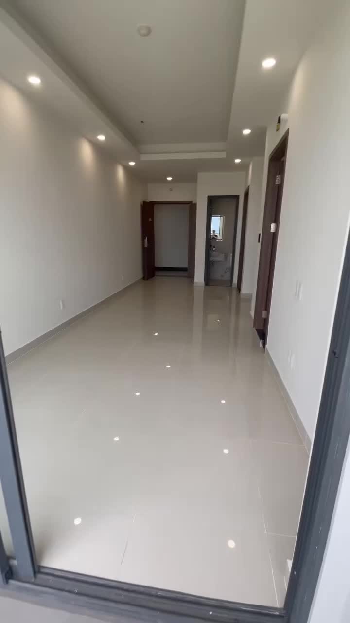 2 phòng ngủ, 2wc, giá 3.65 tỷ bao thuế phí, 67m2, tầng 14, Q7 Riverside Complex