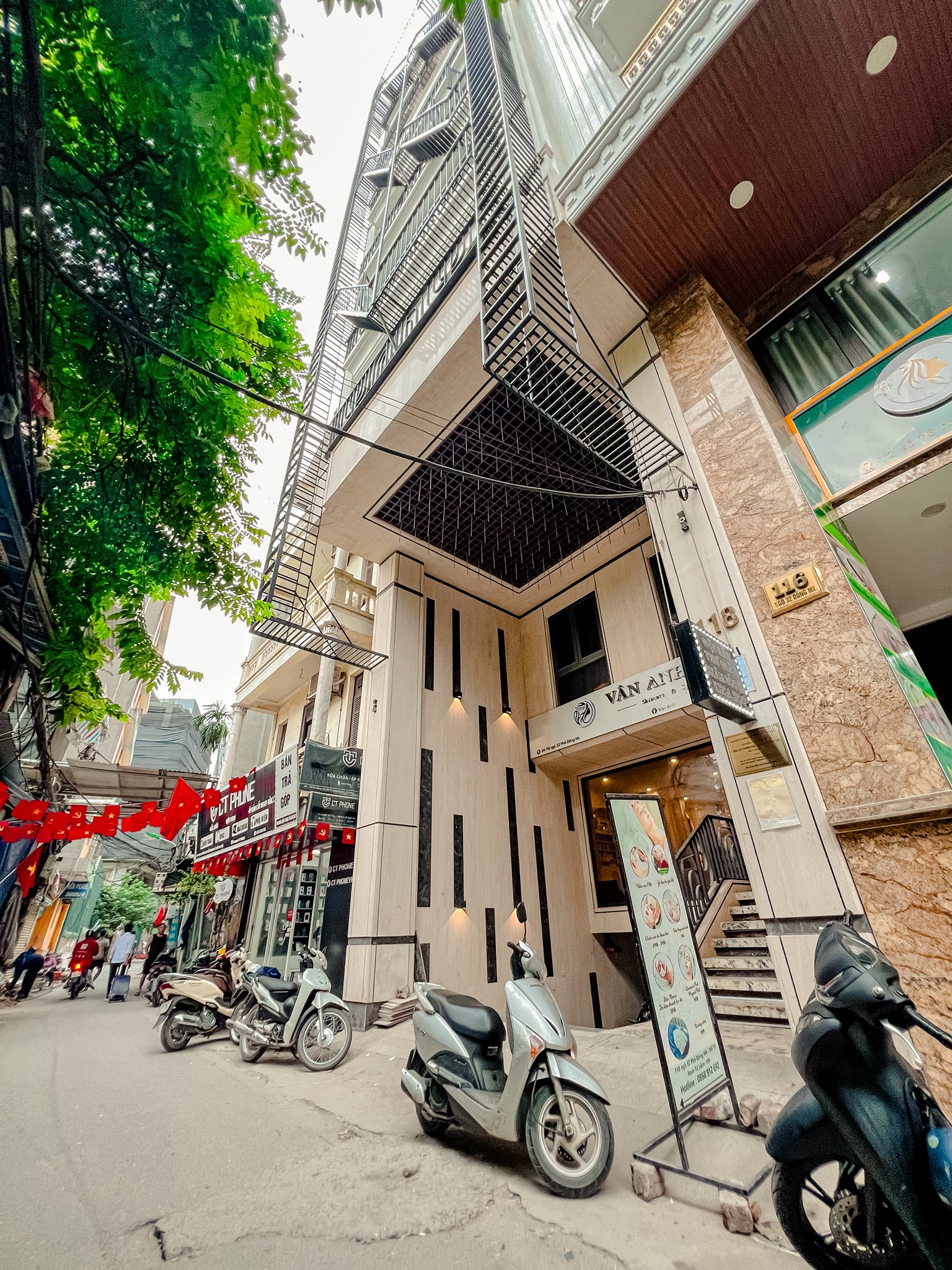 Bán tòa nhà chung cư mini mặt đường Đồng Me - 160m2 - 10 tầng - thang máy