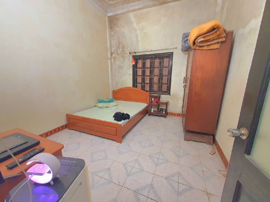 Nhà phố Hào Nam – ngõ nông - ô tô đỗ cửa – kinh doanh được – 48m2 – 4 tầng – 13.8 tỷ