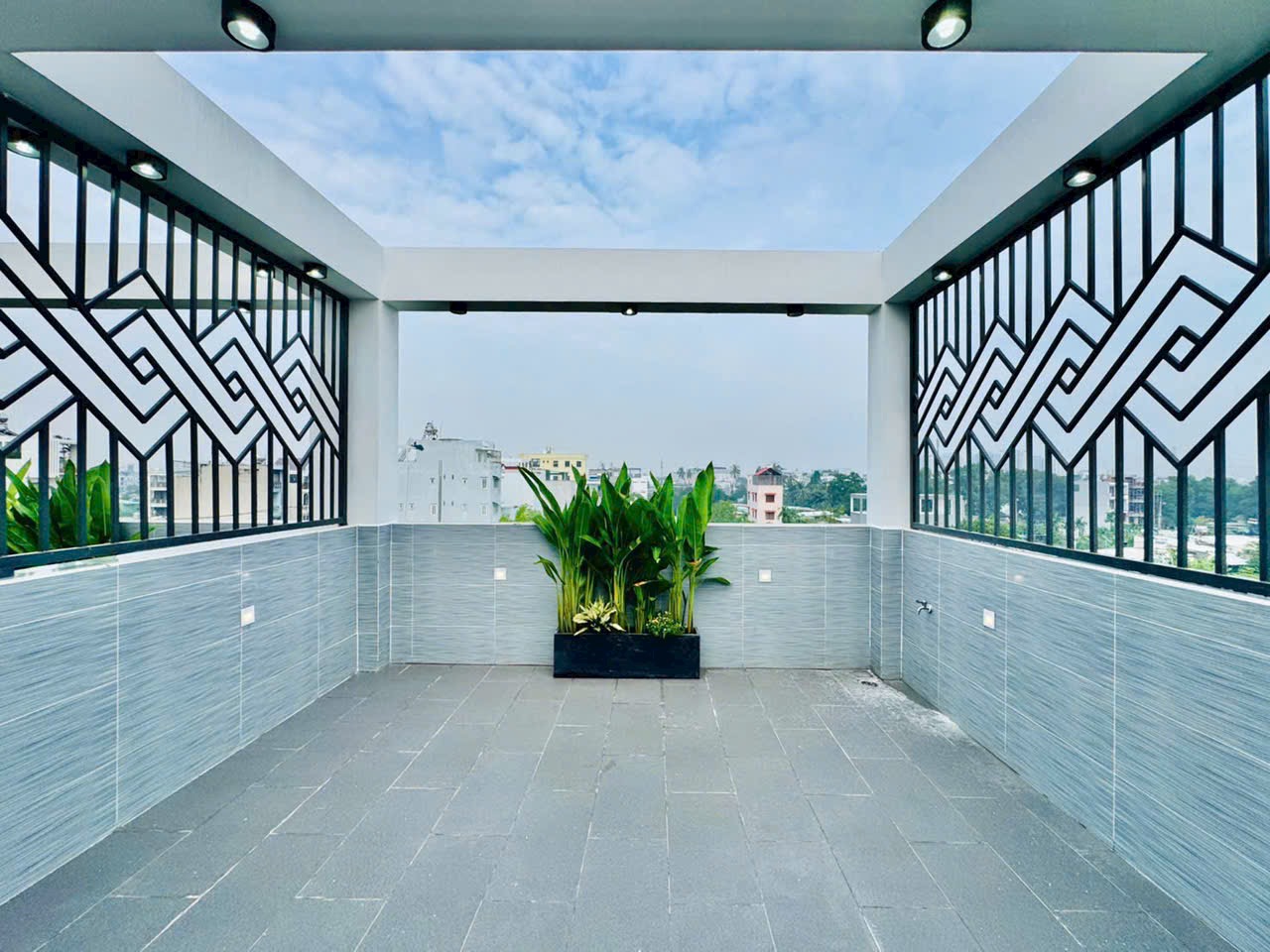 Bán nhà phố đẹp đường Tô Ngọc Vân, phường 15, quận Gò Vấp, Hồ Chí Minh