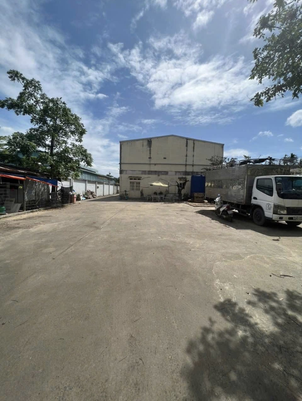 Cho thuê kho xưởng đất 2000m2 Thạnh Xuân, quận 12