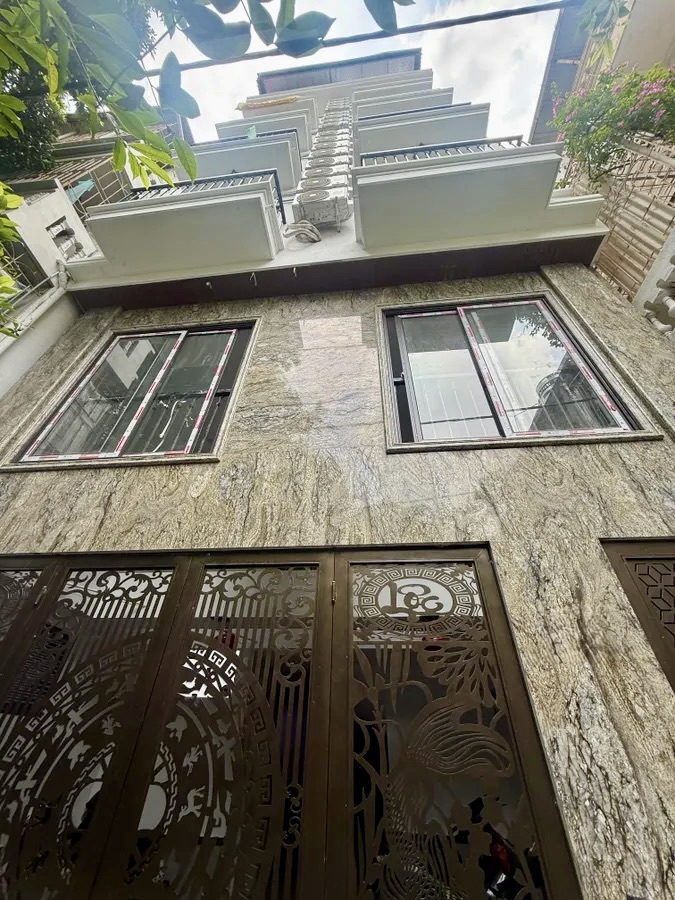 Bán căn hộ chung cư mini Minh Khai, 7 tầng thang máy, 11 căn hộ (2 ngủ + 1 khách), dòng tiền trên 1 tỷ năm, 21 tỷ