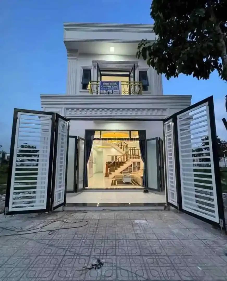 Chủ bán gấp 95m2, Bùi Văn Ba, Tân Thuận Đông, quận 7, cho thuê 20 triệu/tháng