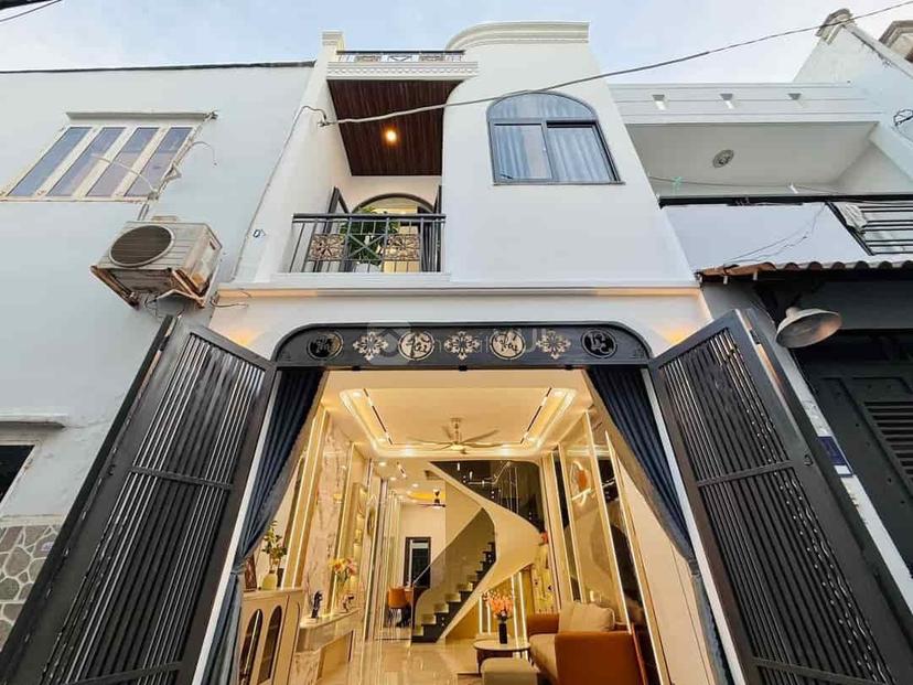 Chính chủ bán nhà 59m² đường Nam Ky Khởi Nghia, phường 7, quận 3. Hẻm 6m, sổ sẵn