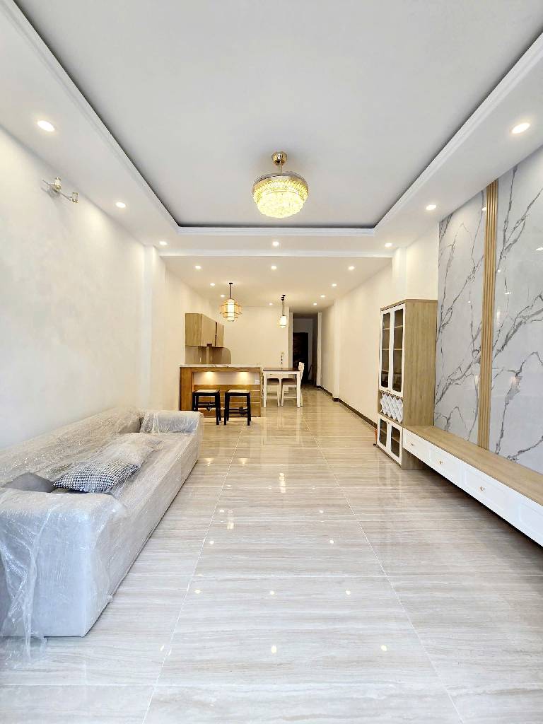 Nhà 3 tầng, mặt tiền kinh doanh, khu Nam Hùng Vương, diện tích 80m²