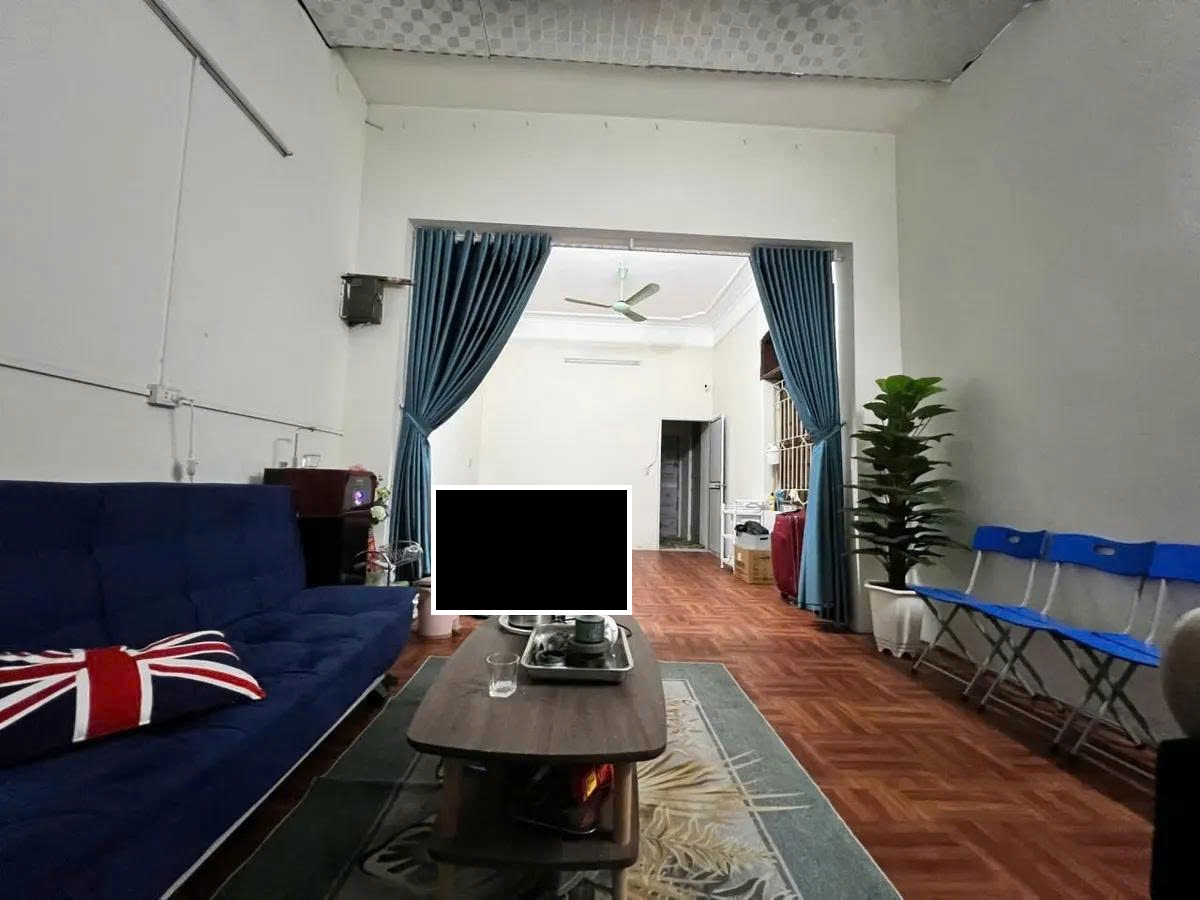 Bán nhà 3 tầng mặt phố Phan Đình Giót, 67m2, mặt tiền 4,3m, lô góc, kinh doanh, giá 15.8 tỷ