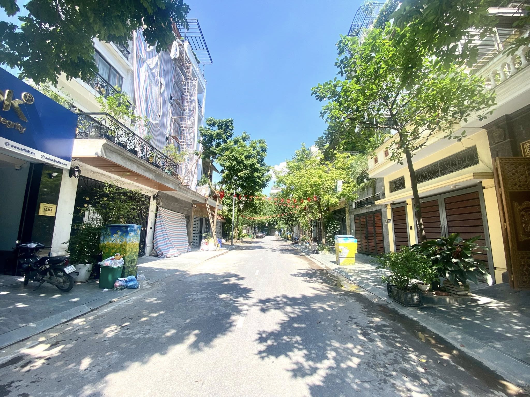 BÁN BIỆT THỰ YÊN XÁ - TÂN TRIỀU - 100M2 - 6 TẦNG - THANG MÁY