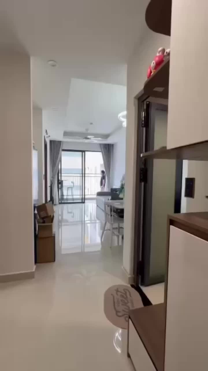 Bán căn hộ 67m2, giá 3,8 tỷ bao thuế phí 2 ngủ, 2 vệ sinh full nội thất - Q7 Riverside