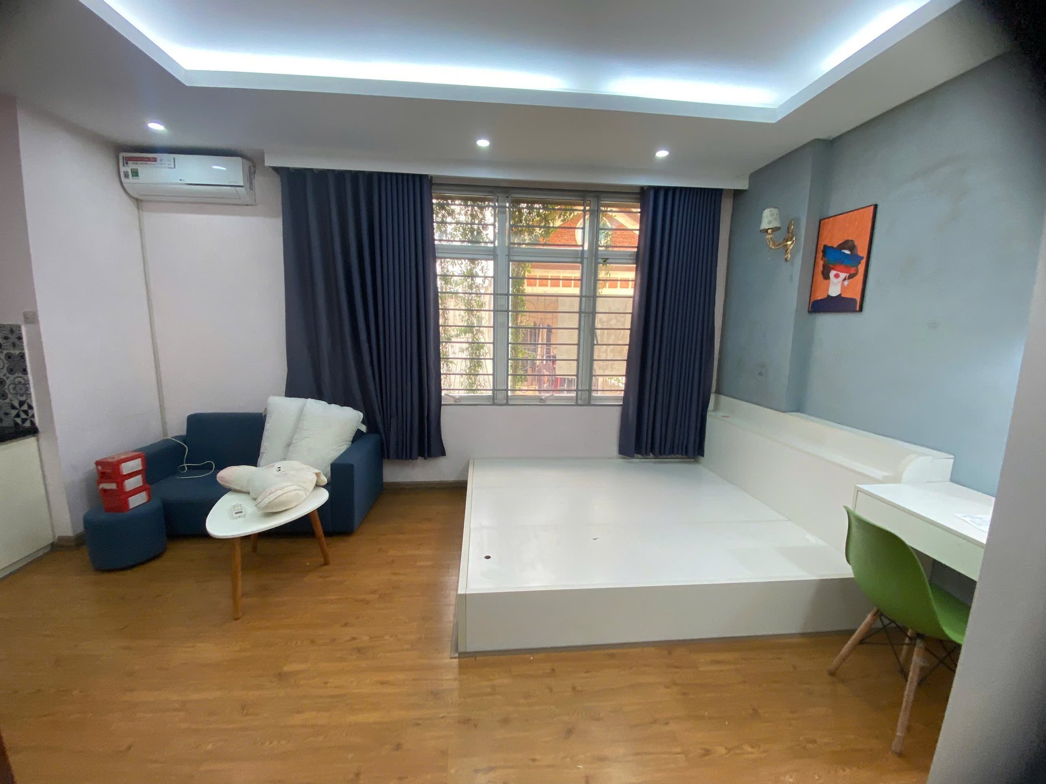 Bán tòa nhà mặt ngõ thông đường Trường Chinh, 70m2, xây 6 tầng, thang máy