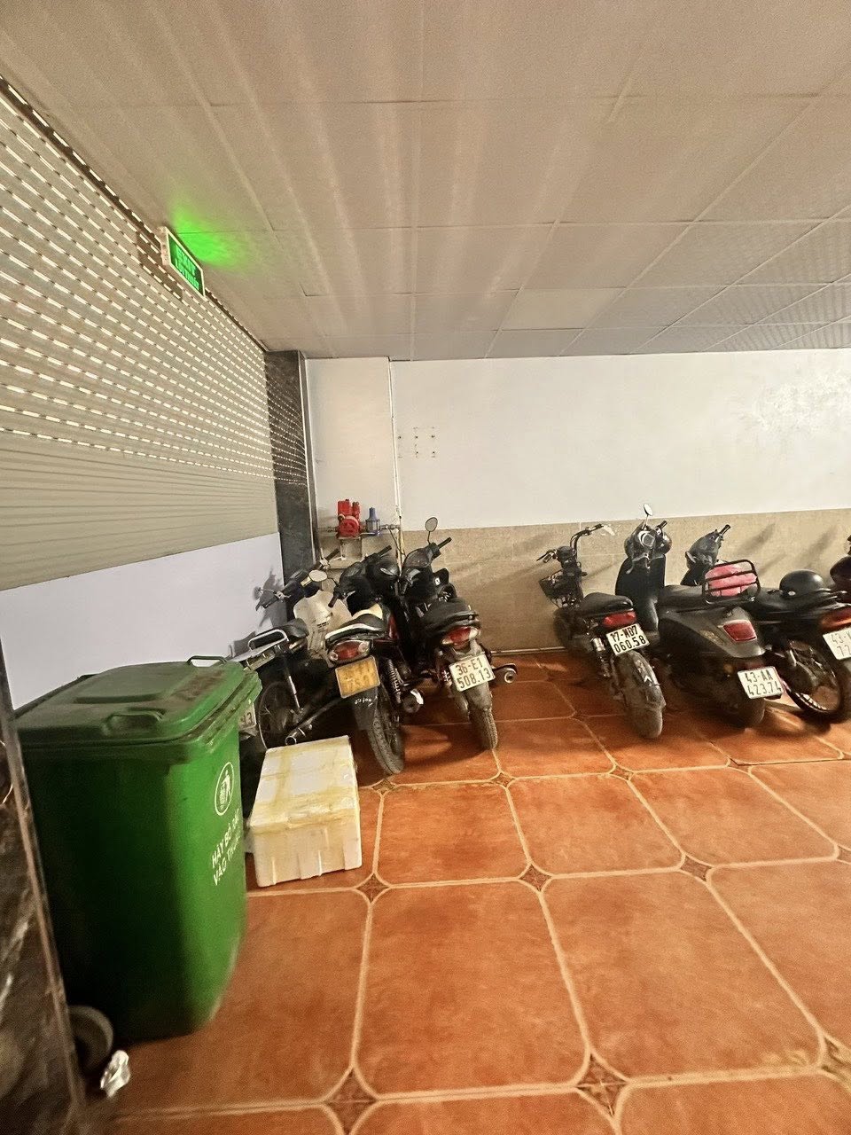 Bán tòa nhà mặt ngõ ô tô đường Lê Trọng Tấn - 80m2 - 8 tầng - thang máy