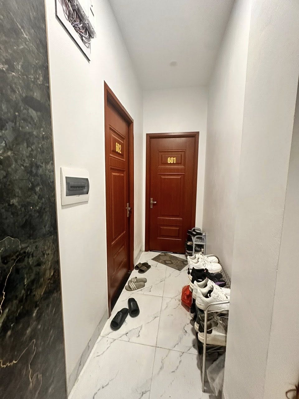 Bán tòa nhà mặt ngõ ô tô đường Lê Trọng Tấn - 80m2 - 8 tầng - thang máy