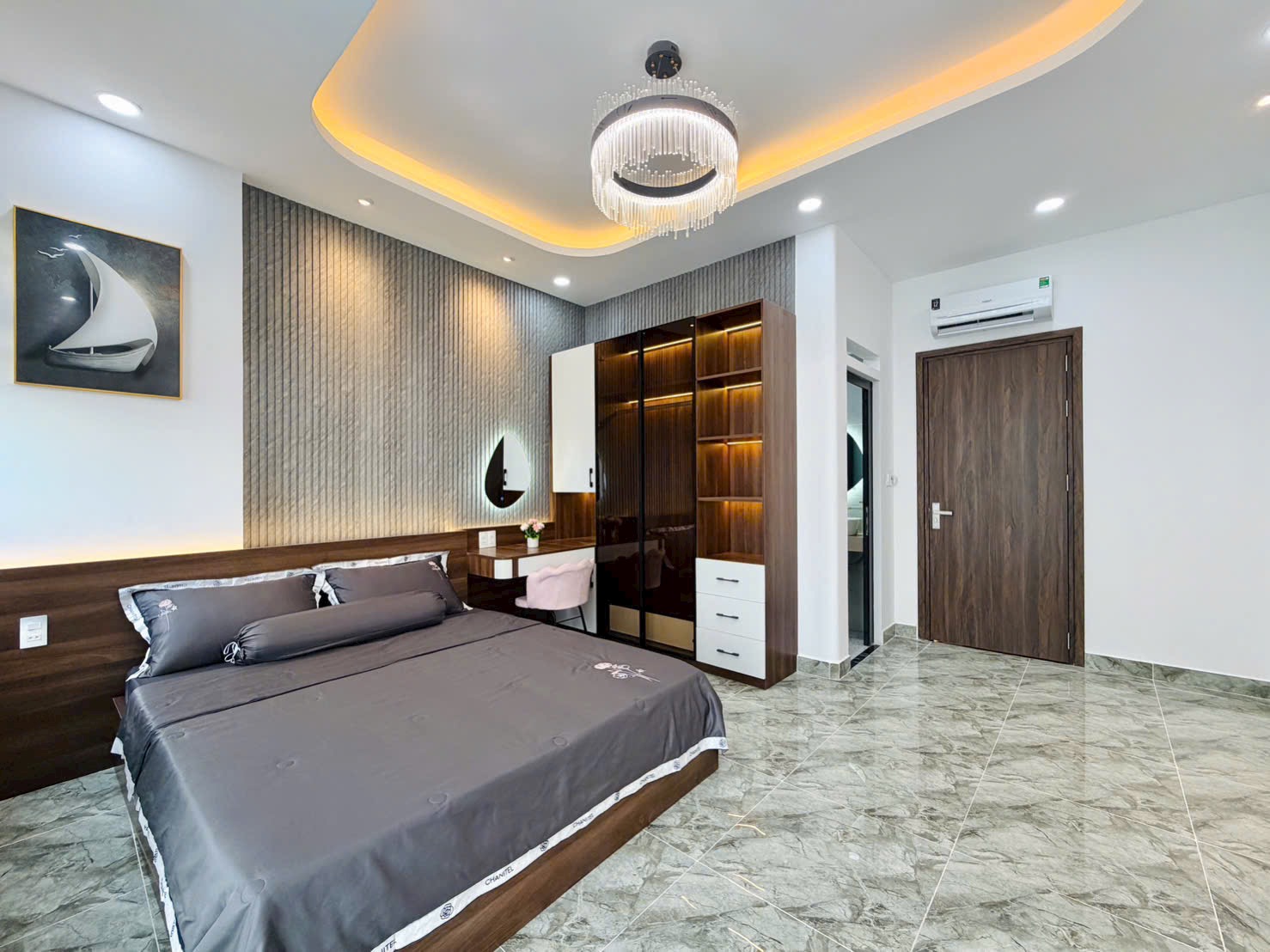 Bán nhà phố đẹp đường Nguyễn Duy Cung, phường 12, Quận Gò Vấp, Hồ Chí minh
