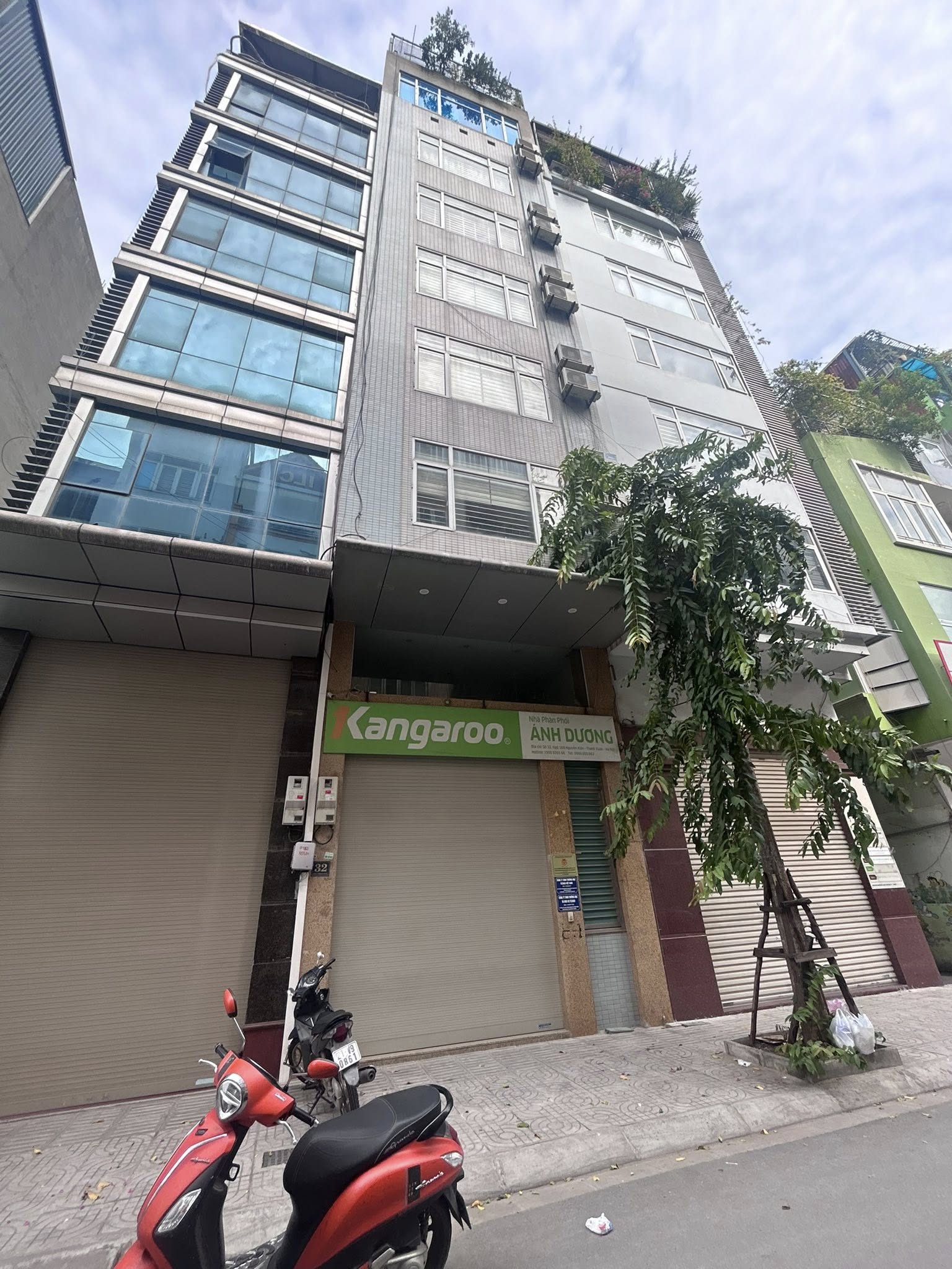 Bán tòa nhà mặt phố Nguyễn Xiển, 100m2, xây 9 tầng, thang máy