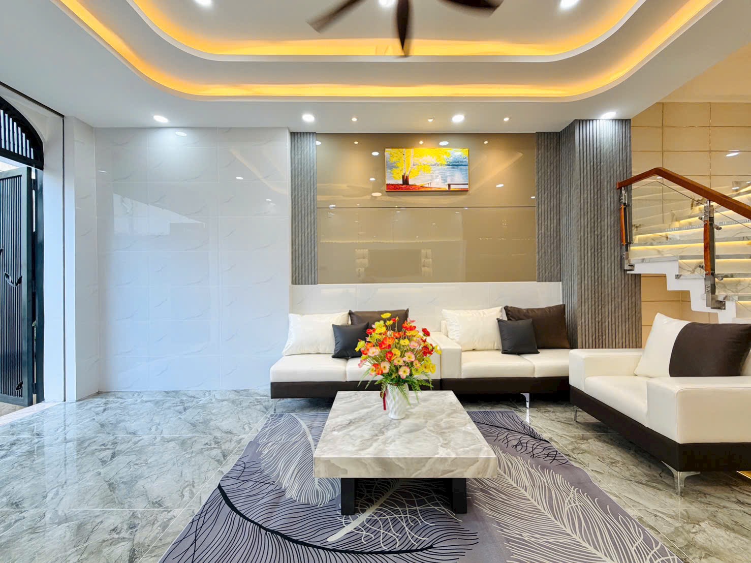 Bán nhà phố đẹp đường Nguyễn Duy Cung, phường 12, Quận Gò Vấp, Hồ Chí minh
