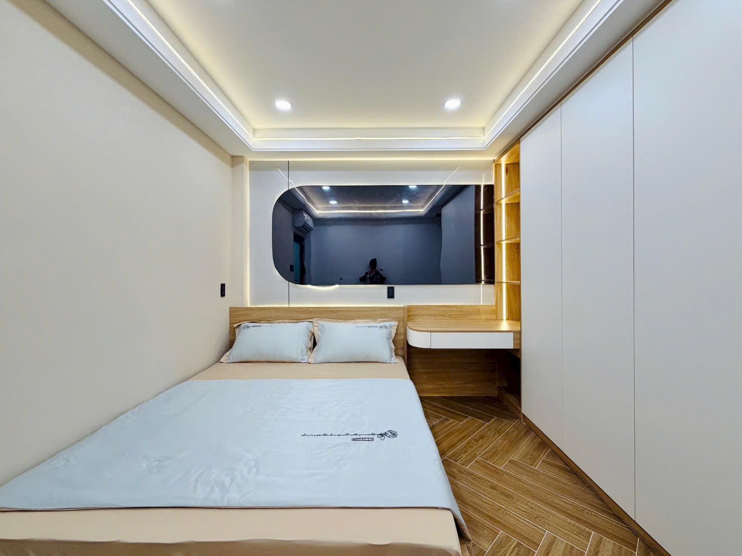 Bán nhà phố đẹp đường Lê Hoàng Phái, phường 17, quận Gò Vấp, Hồ Chí Minh