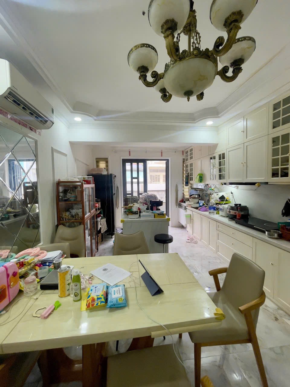 Bán nhà mặt tiền Bình Thạnh vuông vức - 4 tầng - giá tốt 15,8 tỷ thương lượng