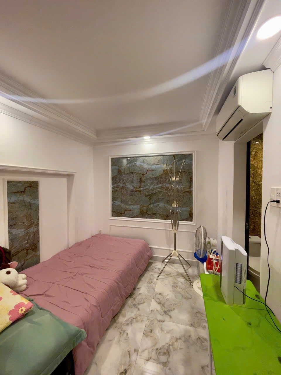 Bán nhà mặt tiền Bình Thạnh vuông vức - 4 tầng - giá tốt 15,8 tỷ thương lượng