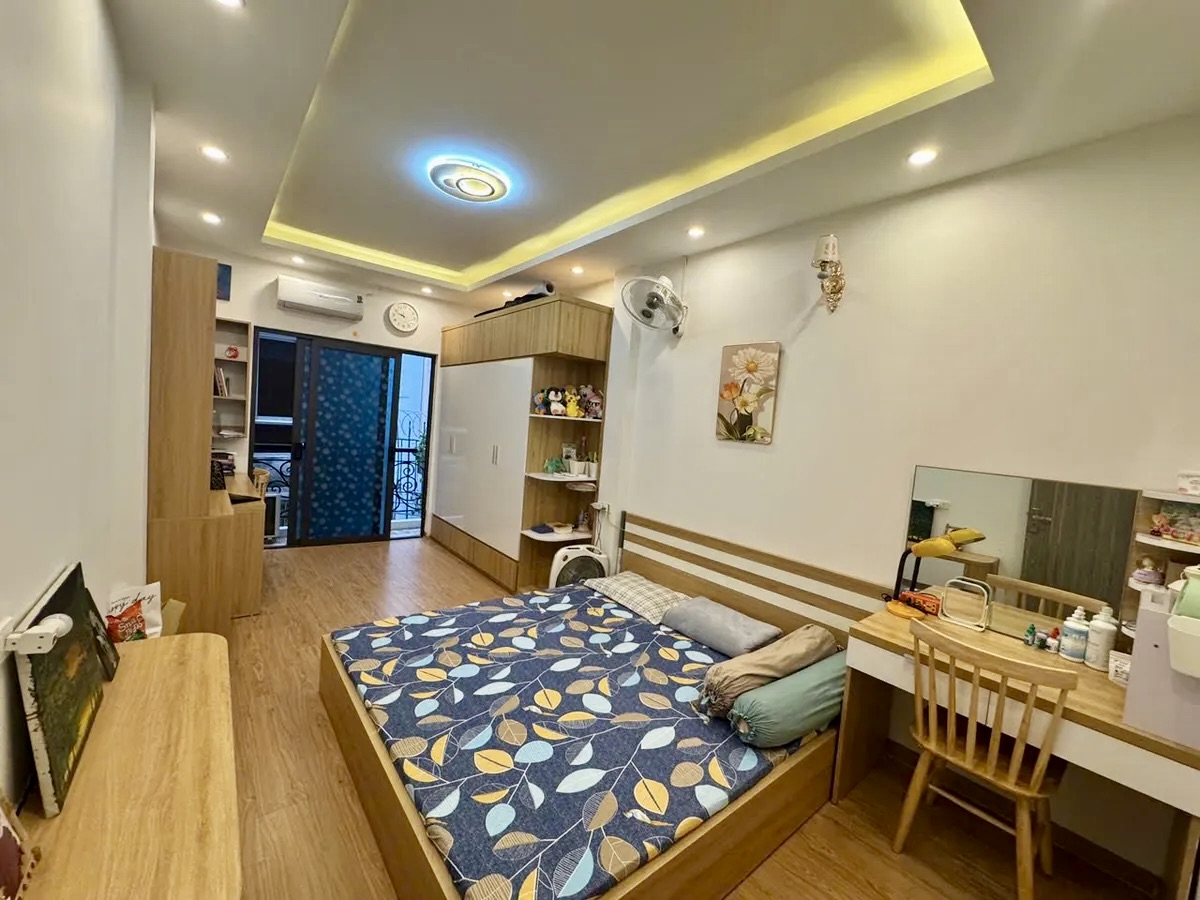 Bán nhà Đống Đa – Nhà phố Khâm Thiên 3 tầng đẹp, ở ngay, giá chỉ 8.15 tỷ