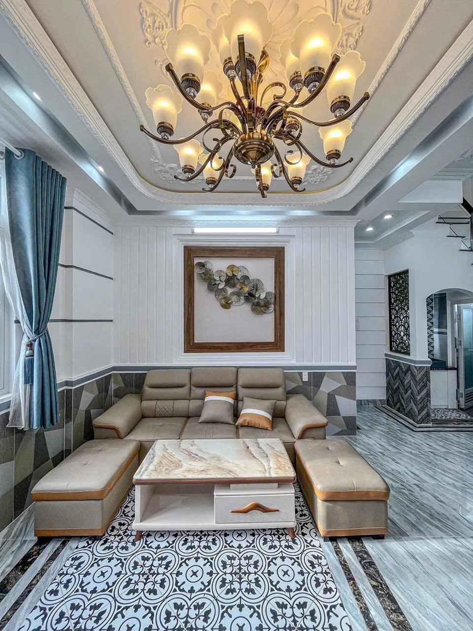 Bán nhà mới 3 lầu 4 phòng ngủ, có gara để ô tô hẻm 567 Hồ Búng Xáng, giá bán 3,59 tỷ