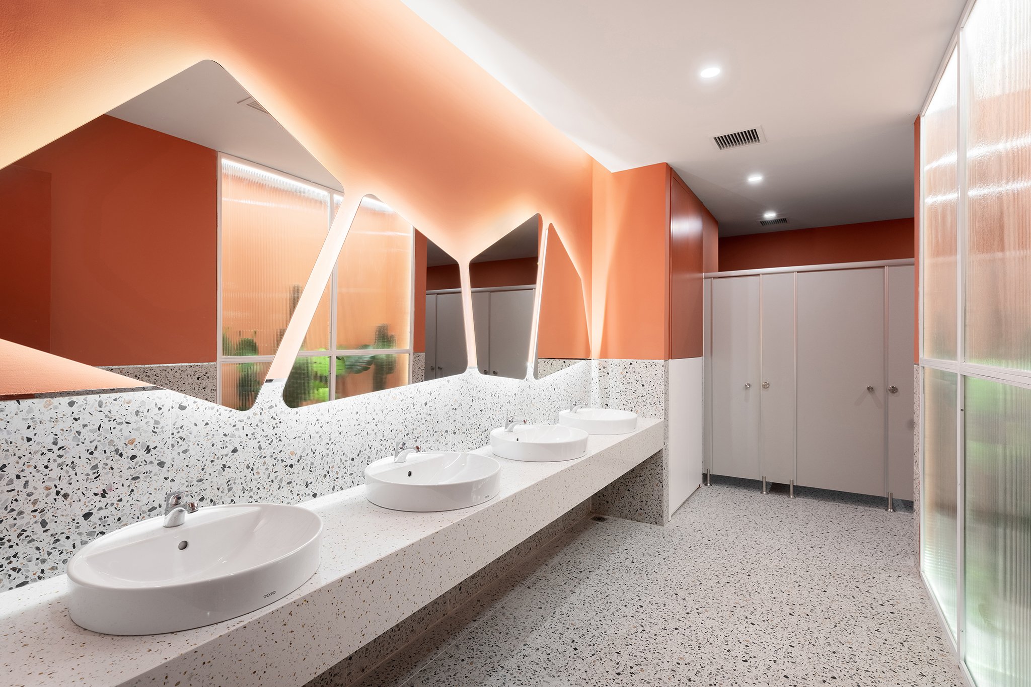 Cho thuê văn phòng Ban Cơ Yếu Chính Phủ - 43 Lê Văn Lương, diện tích, 150m2, 240m2, 365m2... 600m2 sẵn nội thất