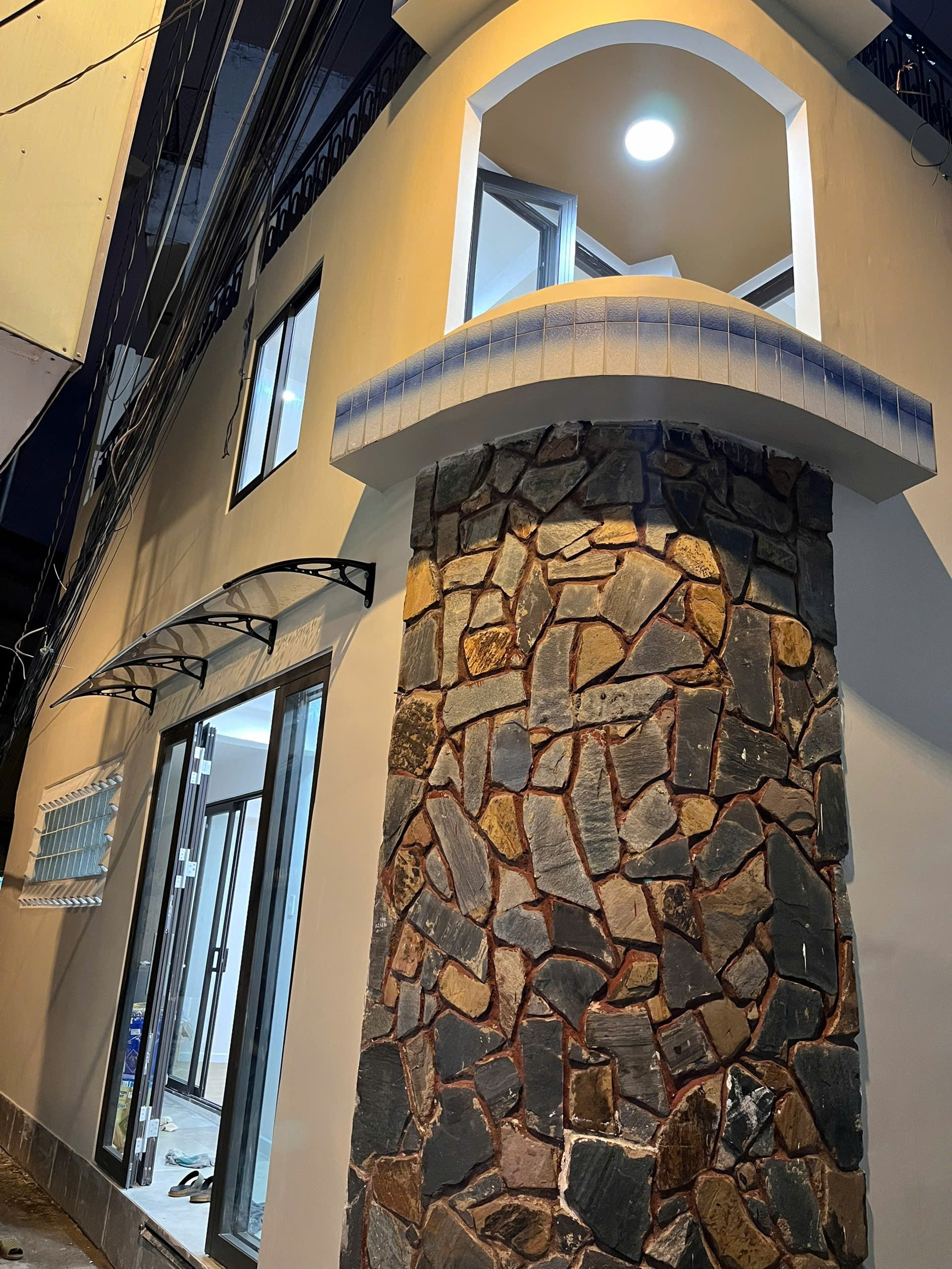 Bán nhà ngang 7x9m - sát mặt tiền Lê Quang Định, Bình Thạnh - giá 8.7 tỷ thương lượng chính chủ