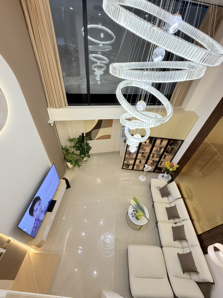 Hiếm có nhà 5 tầng đẹp hẻm 549 Lê Văn Thọ, ngang 5m, 75m2, thang máy tặng nội thất ở ngay, giá 9,8 tỷ