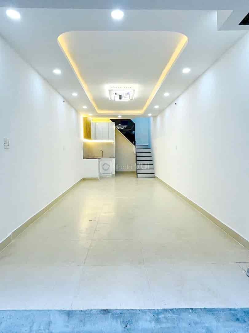 Bán nhà mới 1 lầu hẻm Võ Văn Kiệt, Cầu Ông Lãnh, quận 1