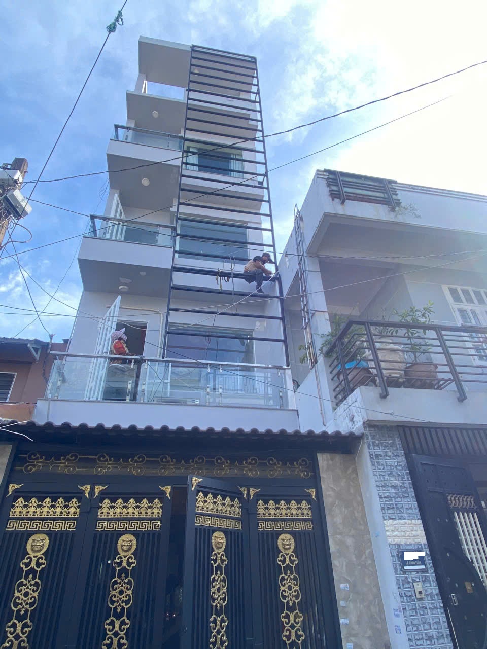 Hẻm xe hơi 5m Lê Cảnh Tuân, 65m2, 5 tầng, 9 ngủ mới đẹp, chỉ 8.8 tỷ, cho thuê lợi nhuận cao hoặc ở ngay