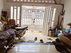 Bán nhà hẻm 3m Bàu Bàng, phường 13, Tân Bình, 77m2, 2 tầng, cách mặt tiền vài bước chân, giá rẻ