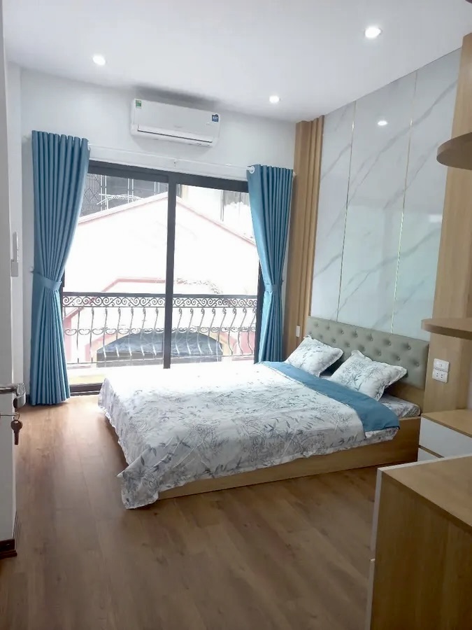 Bán nhà Trường Chinh Đống Đa 43m², 4 tầng 5 ngủ, ô tô đỗ cửa