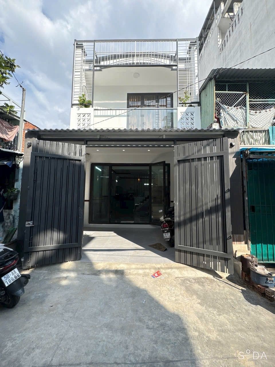 Lý Thánh Tông, 62m2, ngang 5.2m, 3 ngủ full nội thất, xe hơi trong nhà, chỉ 7,6 tỷ