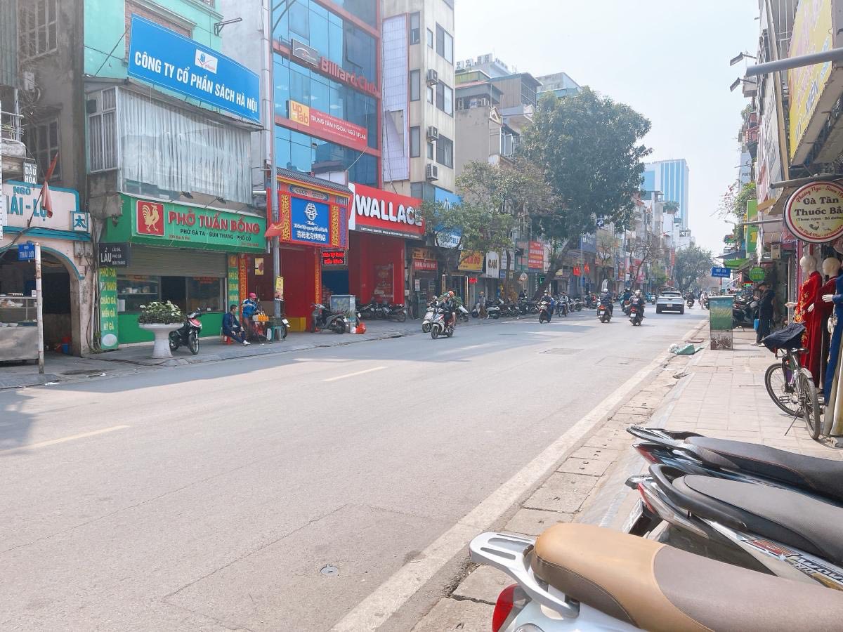 Bán tòa nhà mặt phố Bạch Mai - 95m2 - 5 tầng - thang máy