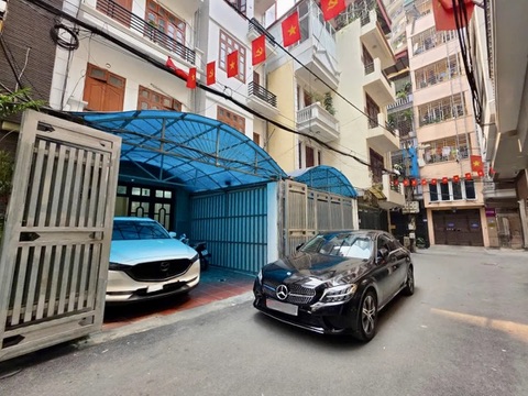 Bán nhà phân lô Trung Kính – Cầu Giấy 105m², mặt tiền rộng, 2 mặt ngõ, giá 33.9 tỷ