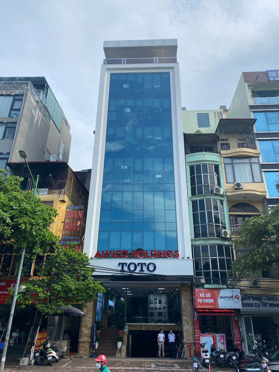 Bán nhà phố Khuất Duy Tiến, 143m2, 9 tầng thang máy xây mới